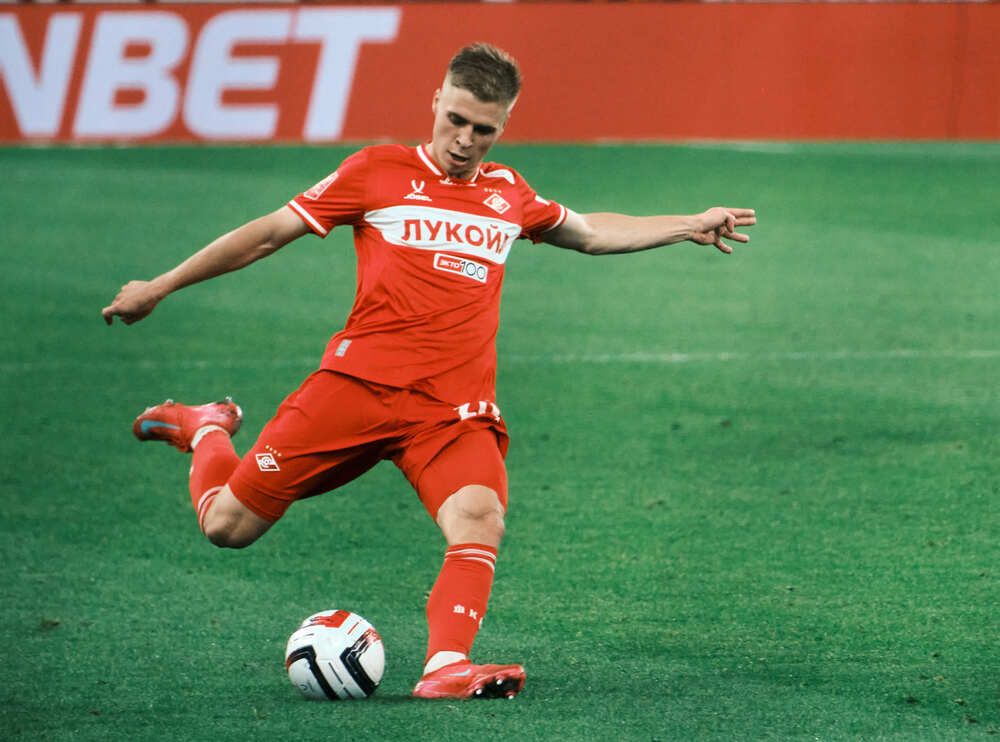 Photograph by Mikhail Khmelevskiy