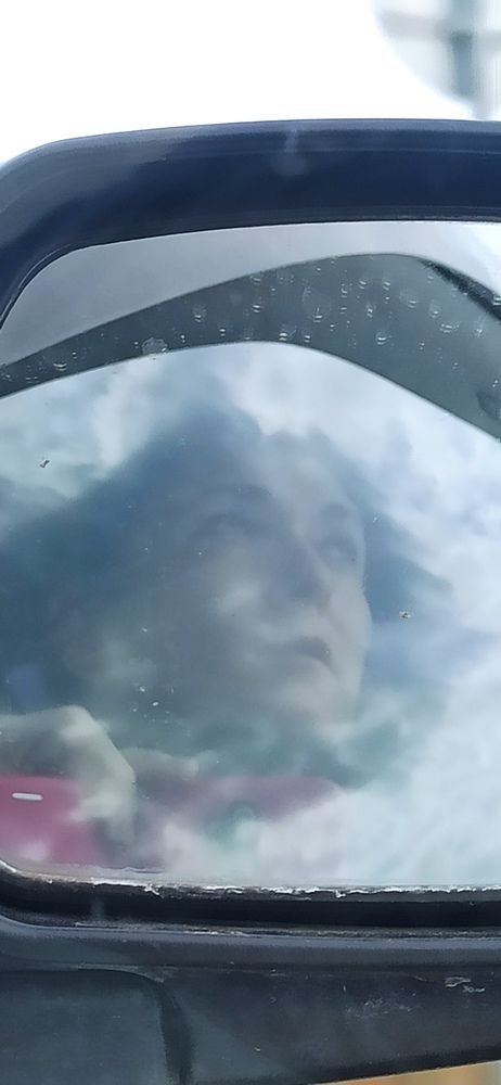 То ли девушка, то ли виденье!