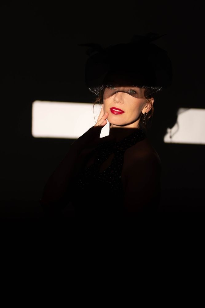 Женственность и свет.