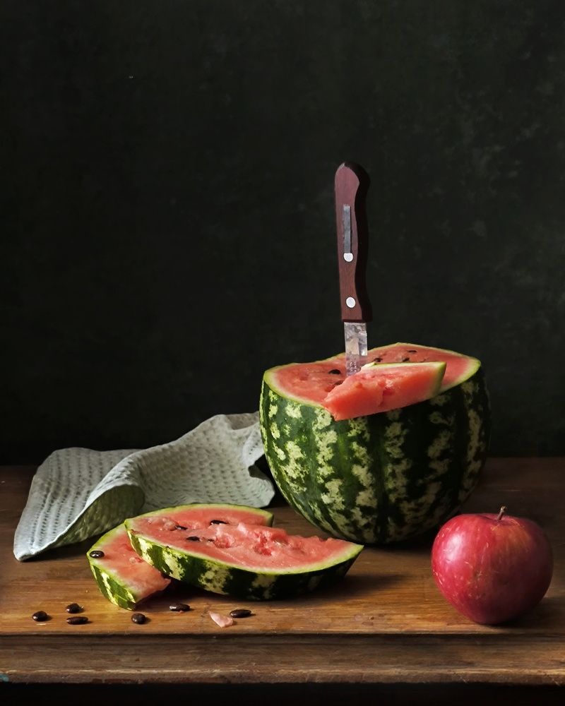 Натюрморт с арбузом