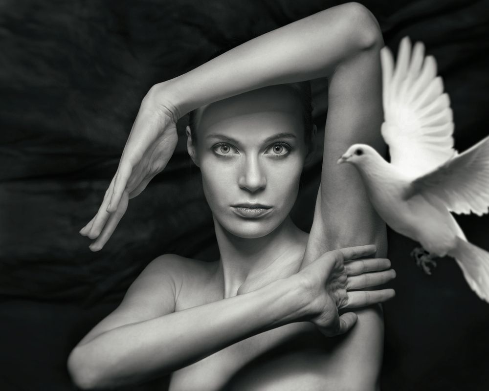 Photograph by Po Leen