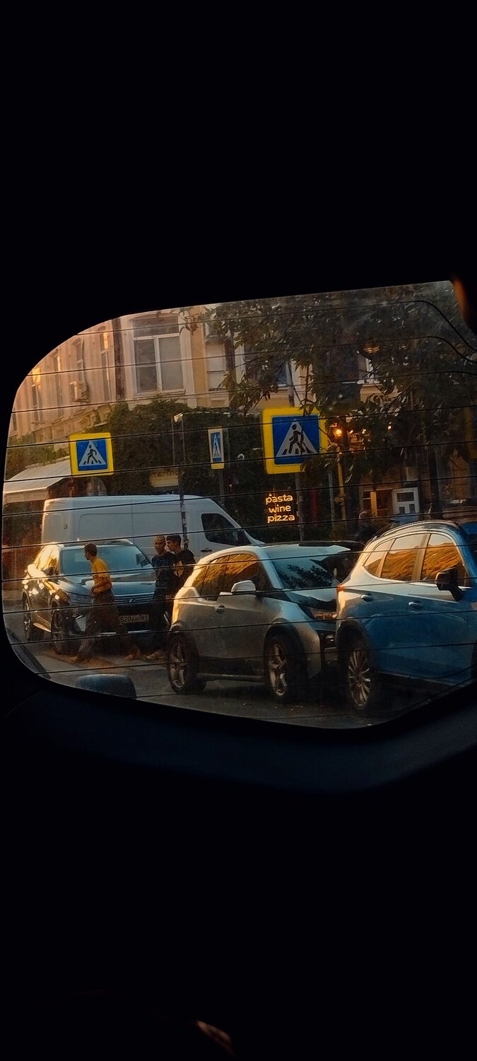 Photo #12768209