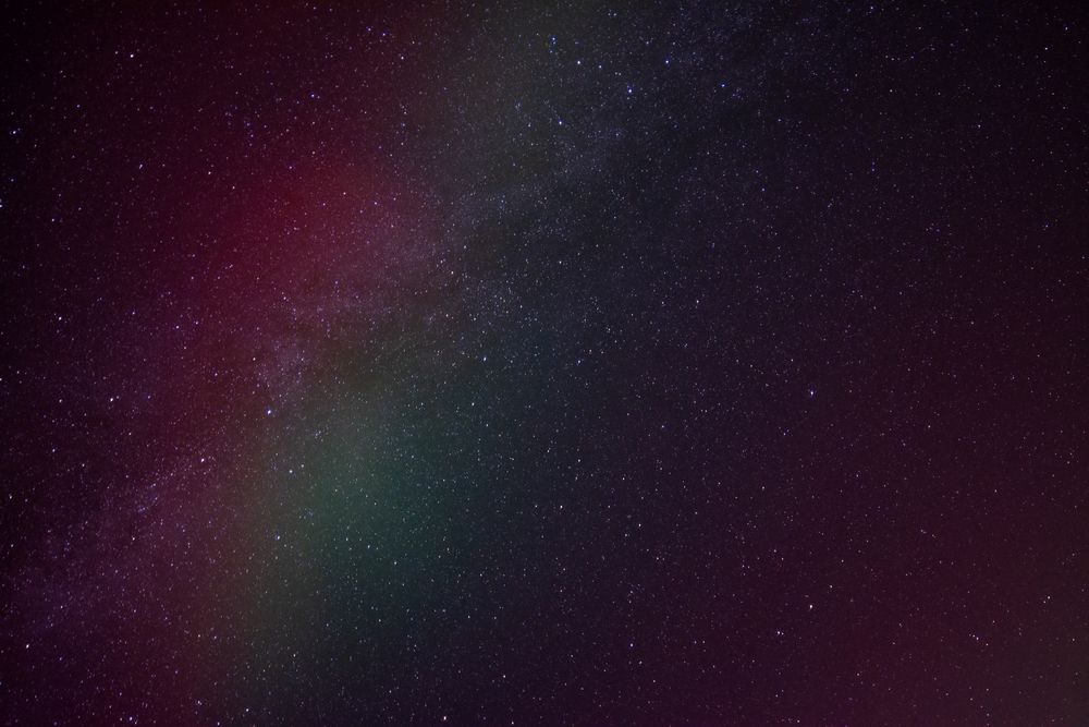 Млечный путь за северным сиянием