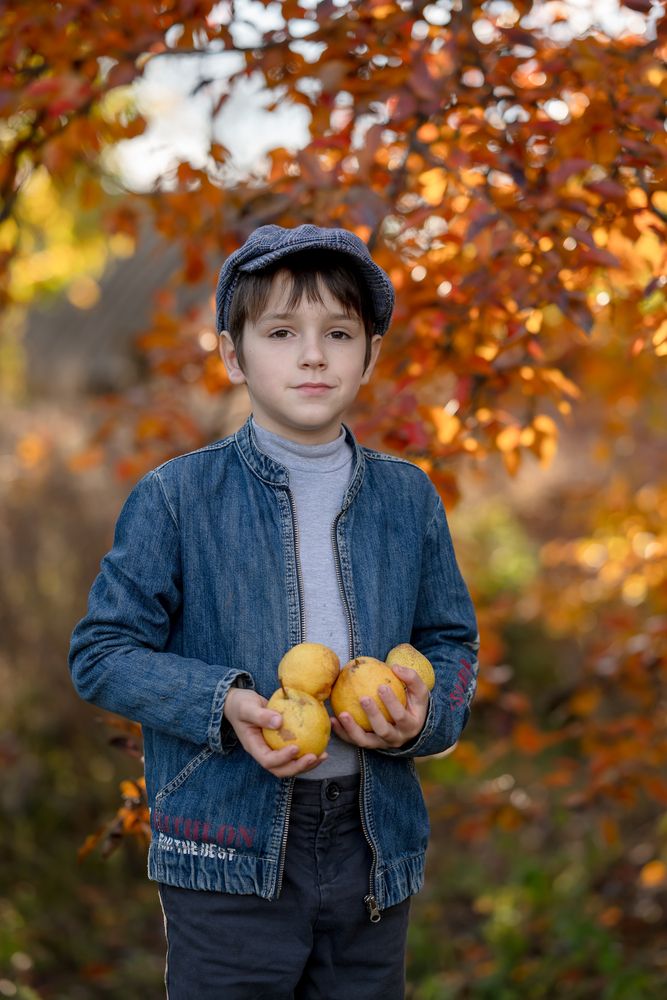 Варлам с грушами