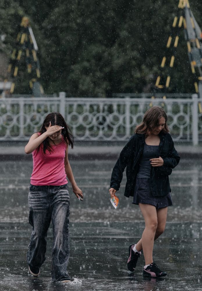 Wet but happy/Мокрые но счастливые
