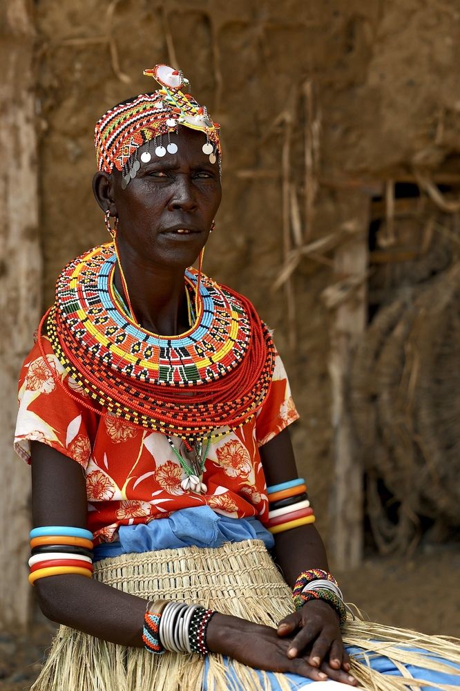 Women from El Molo tribe
