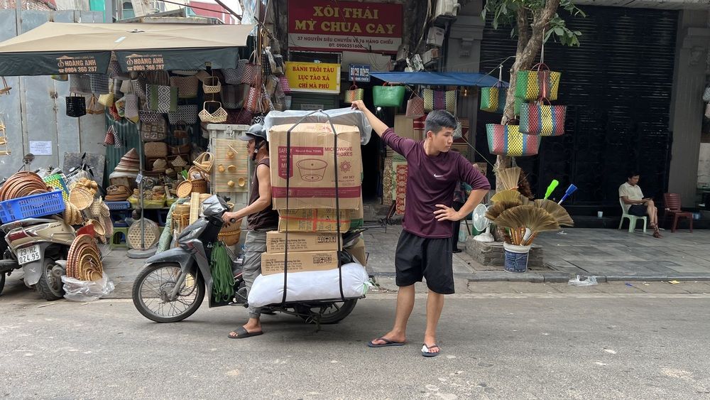 A Pause Between Hustles