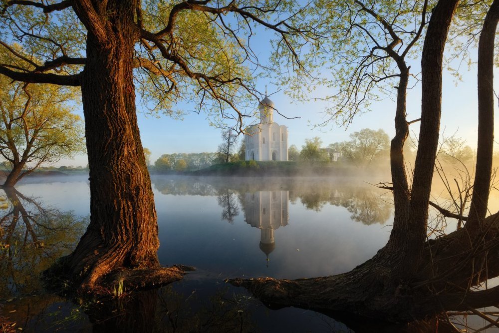 Туманное утро Нерли