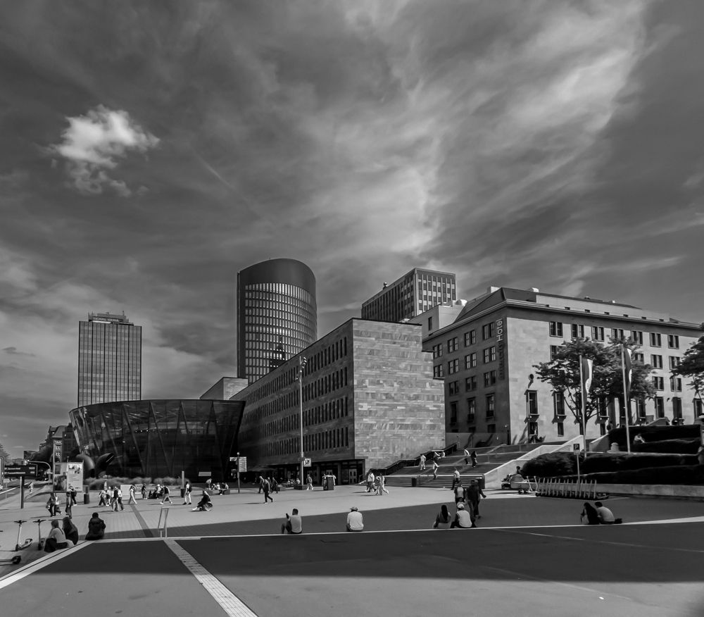 Photograph by Vitalii Kaznin