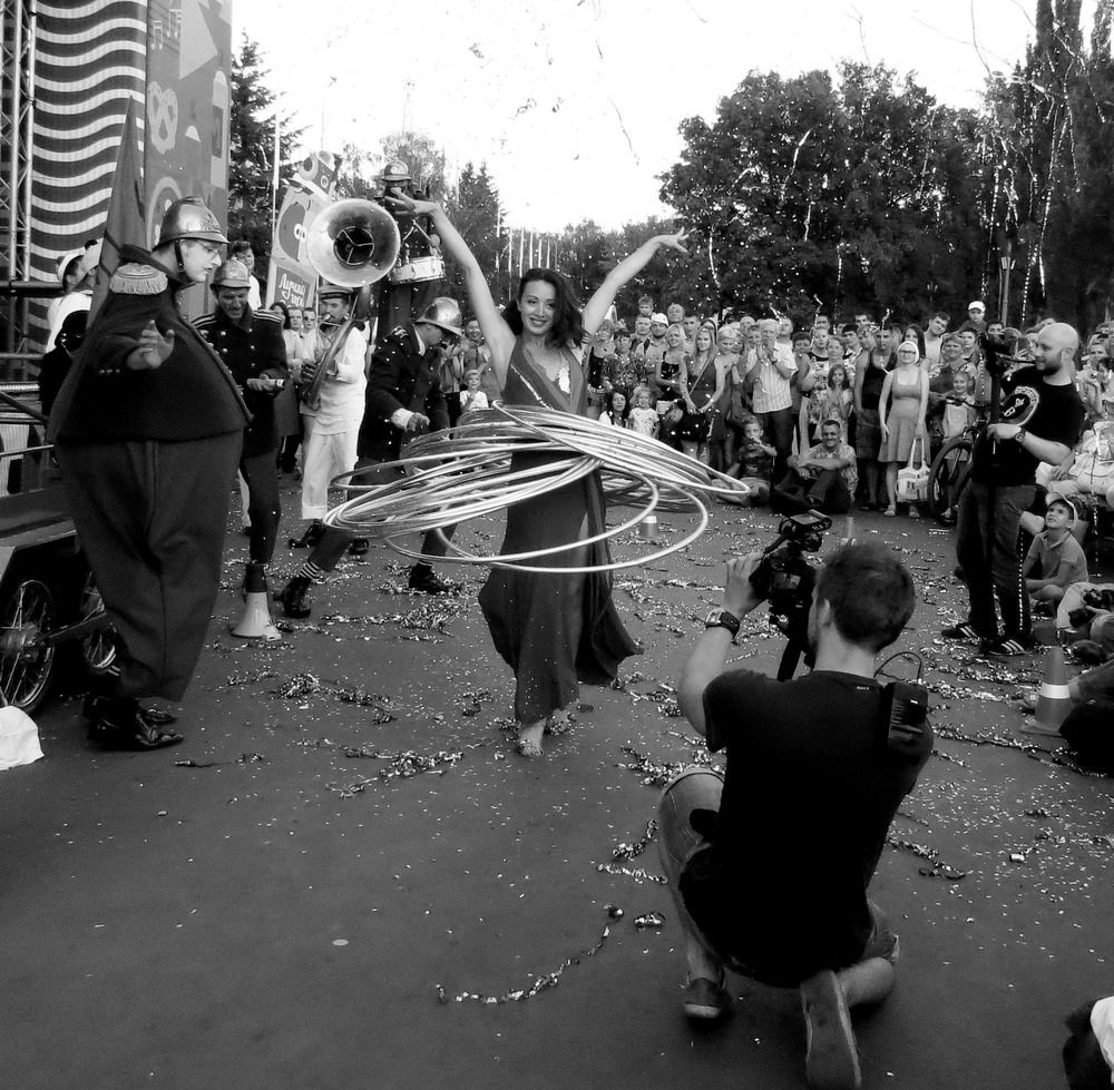 Танец с кольцами