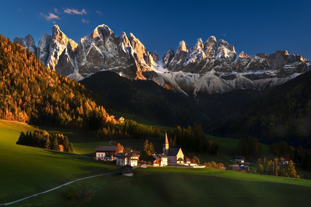 Фотография автора Adrian Grigore