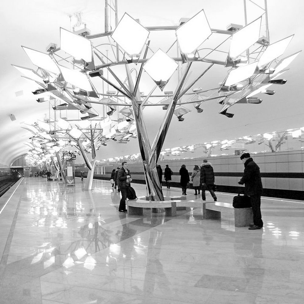 Вестибюль метро Тропарёво