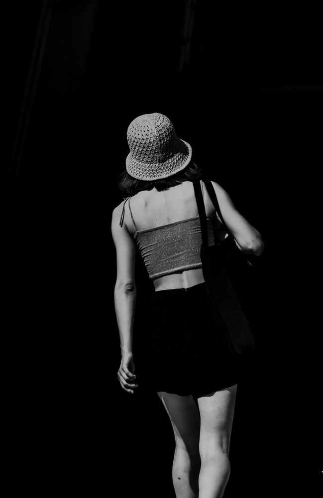 The mystery of the silhouette/Тайна силуэта