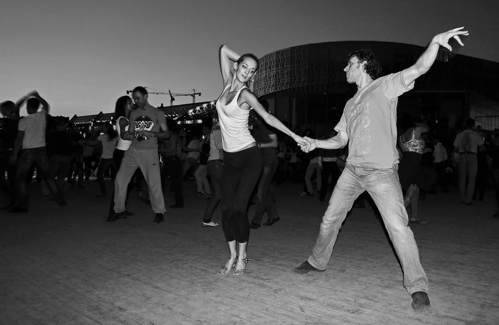 Москва, танцы в парке Горького.