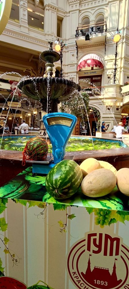 Фотография автора Оксана Радзиевская