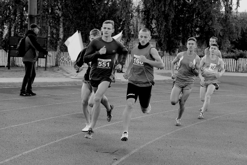 Фотография автора Николай Семенец