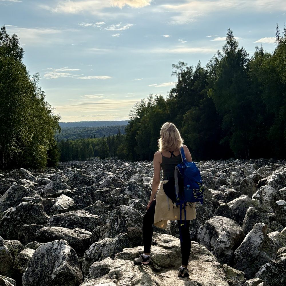 Каменная река