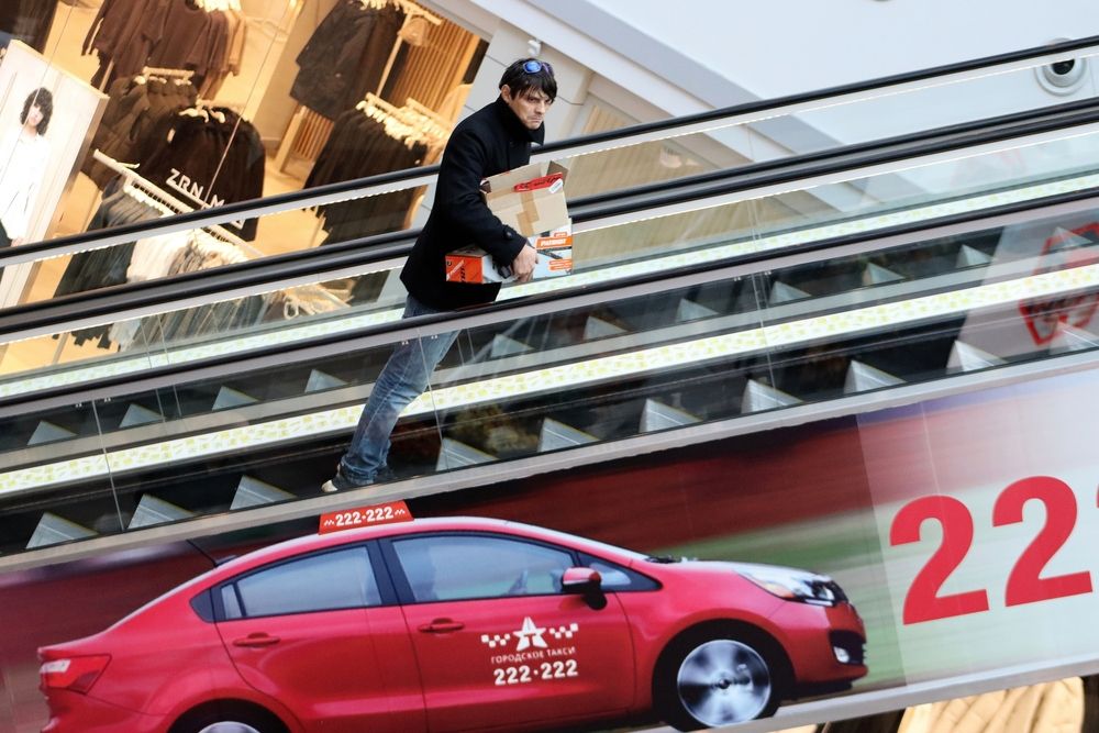 Фотография автора Дмитрий Лазаренко