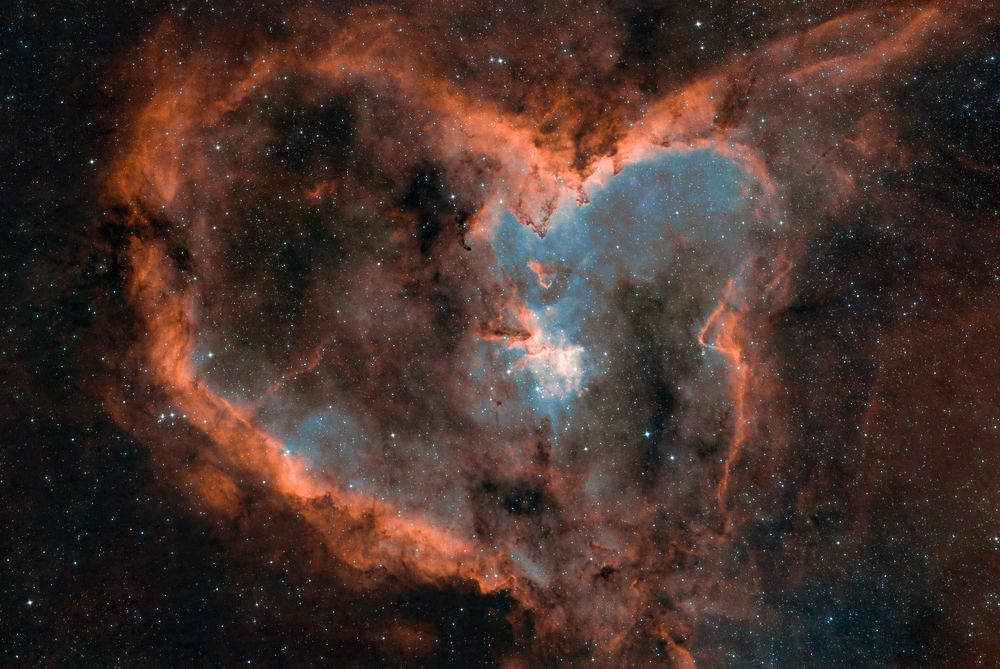 Туманность Сердце