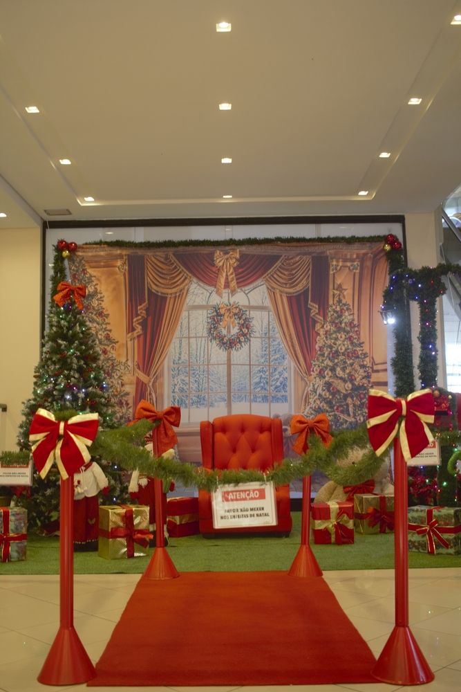 Photograph by Régis Santos