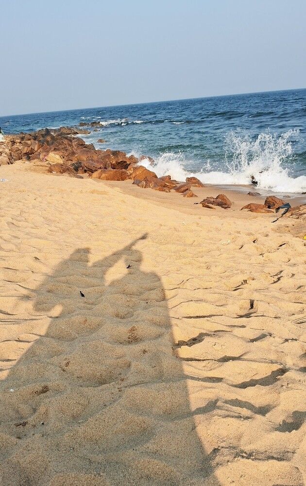 Echoes on the sand
