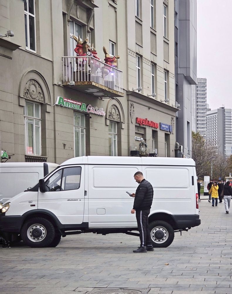 Фотография автора Александра Исаева