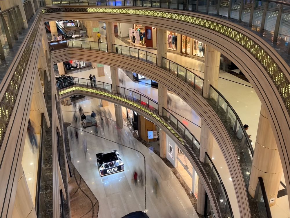 Inside a Modern Shopping Complex in Maharashtra
