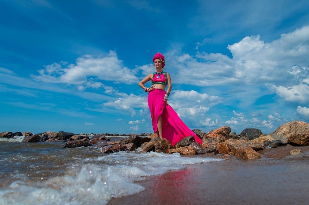 Photograph by Alexandre Dpari