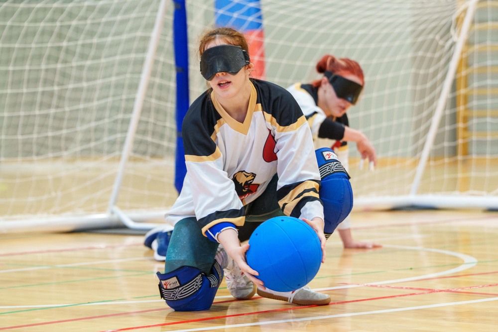 Чувстовать, но не видеть.