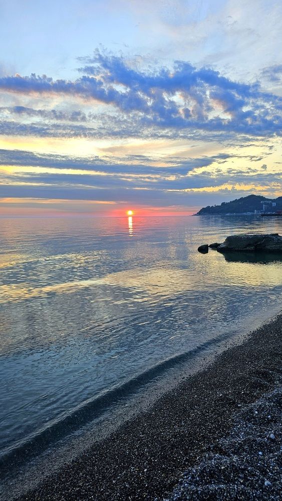 Закат на море, Сочи