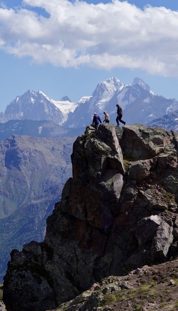 Фотография автора Андрей Груцинов