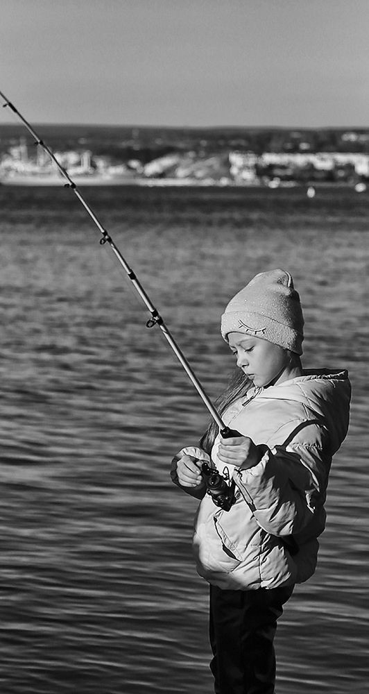 Fisherman girl / Рыбачка