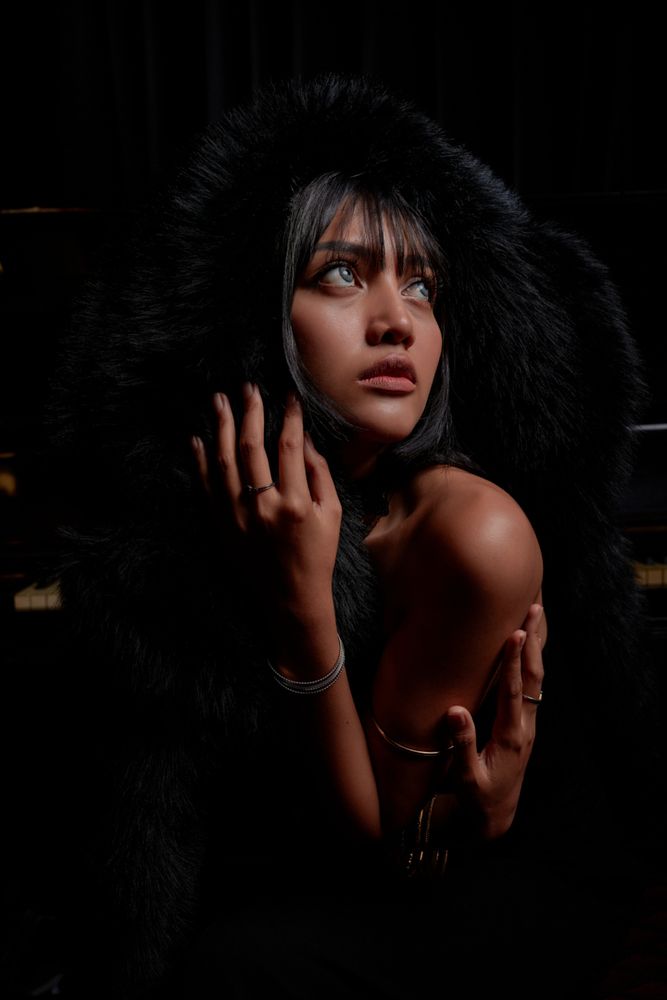 “NOIR COUTURE — Glamour in the Shadows”