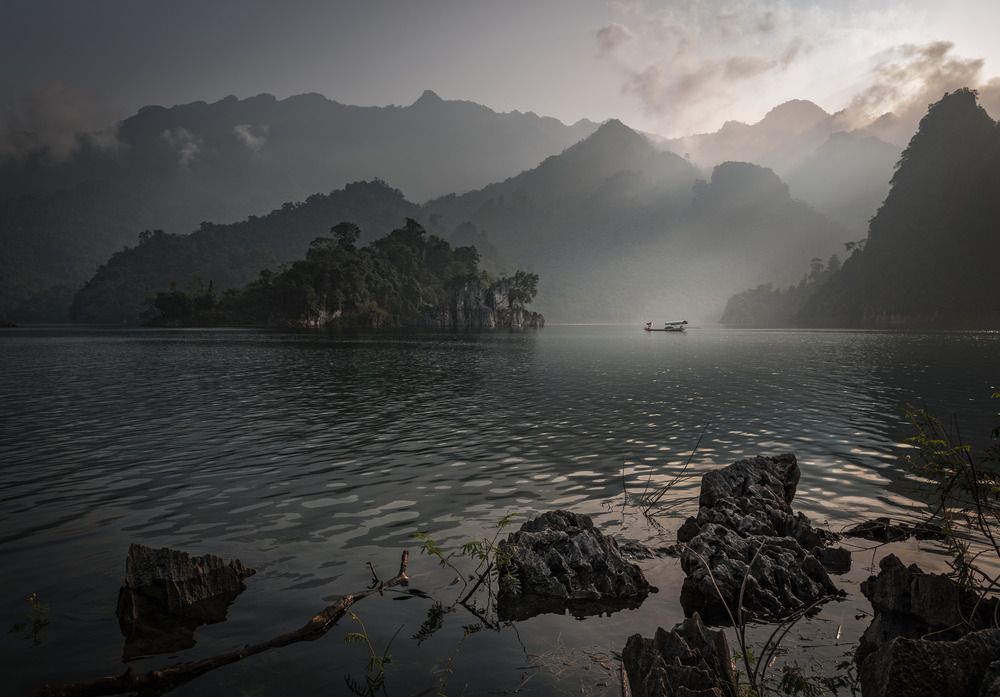 Photograph by Linh Trần