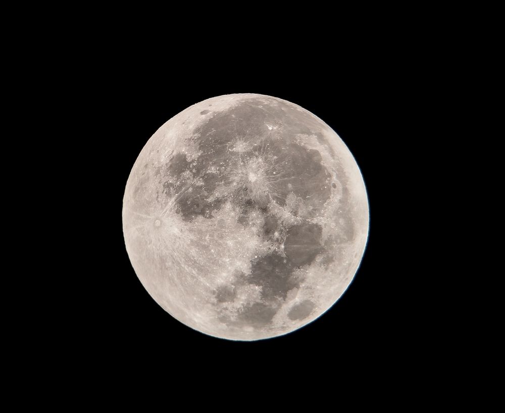 The glorious moon