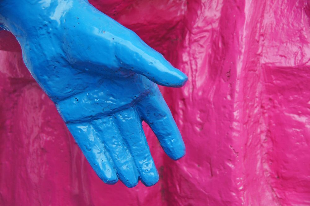 Голубая рука