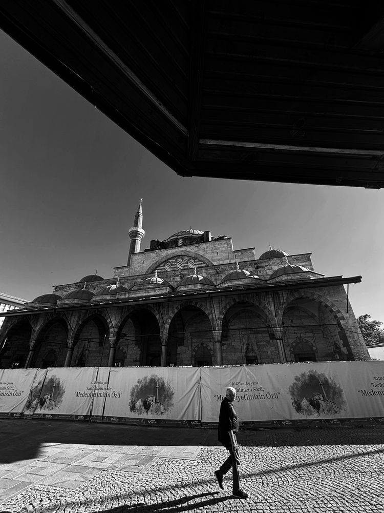 Photograph by Muhammed Diler