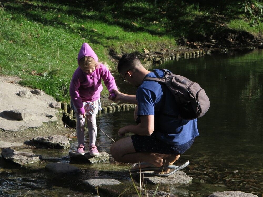 В парке с папой / W parku z tatą / In the park with dad