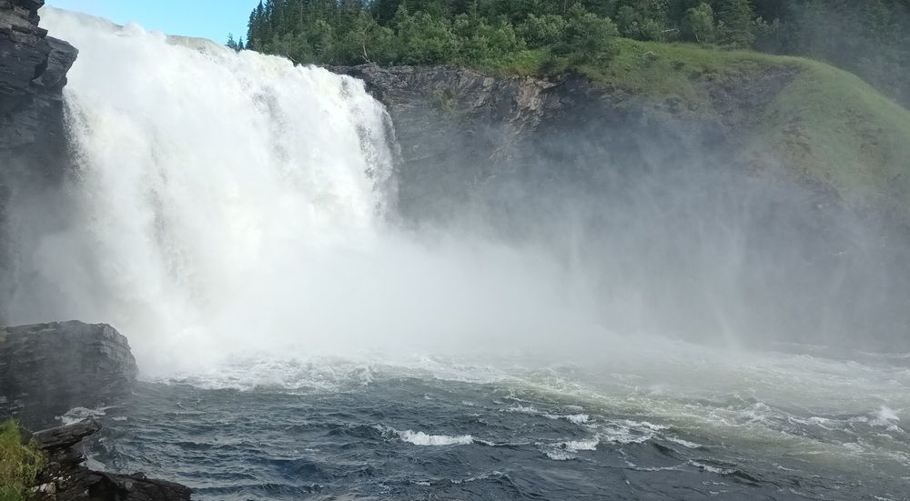 Waterfall/Водопад