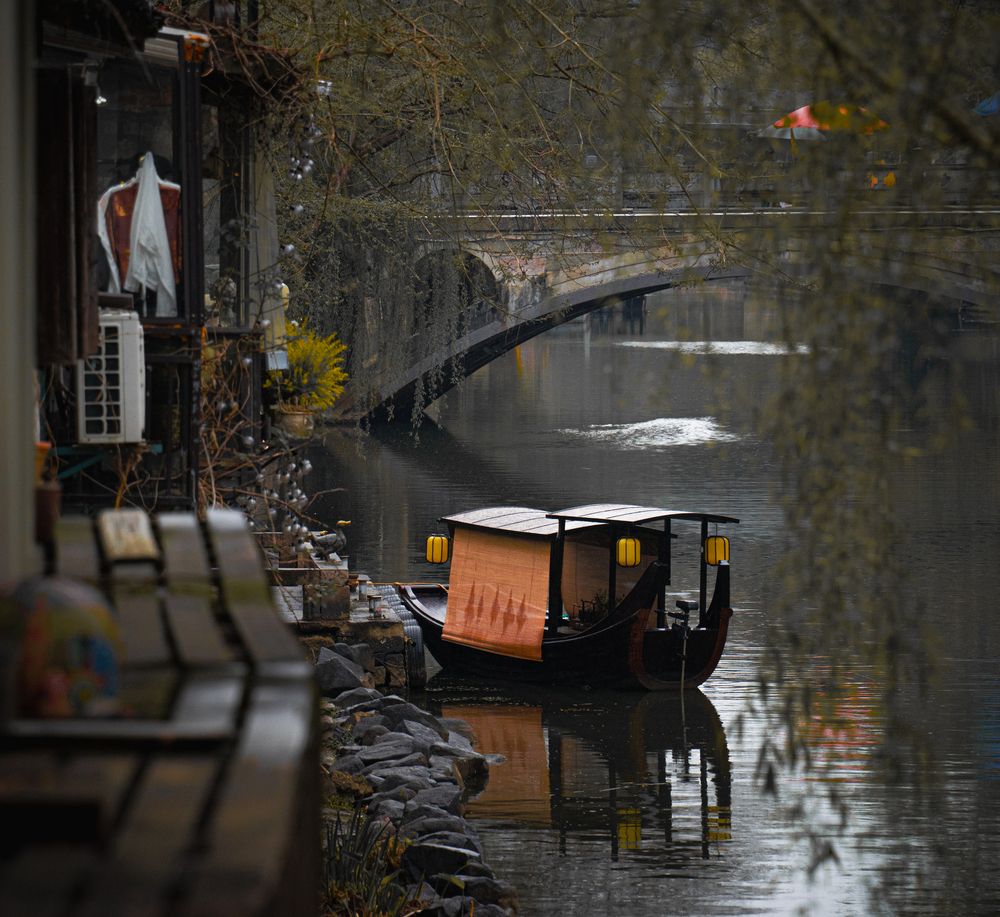 Photograph by Aleksandr Kolonsky