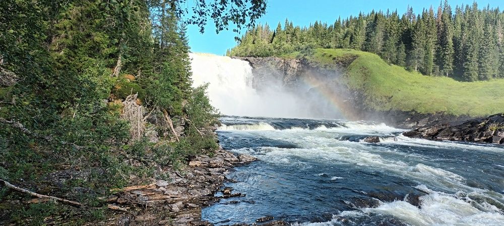 Waterfall/Водопад