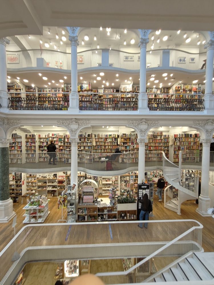 Фотография автора Александр Воробьев