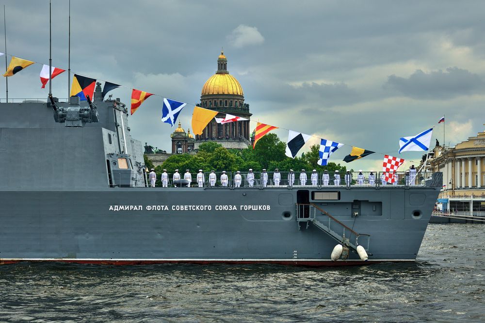 С нами Бог и Андреевский флаг!