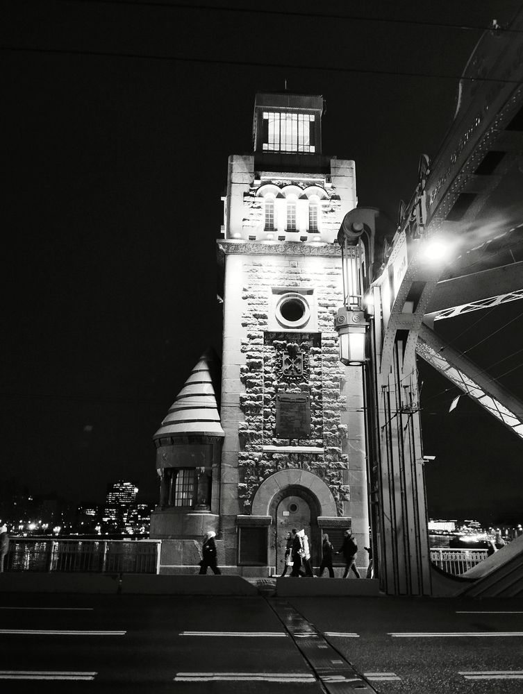 Мост Петра Великого.