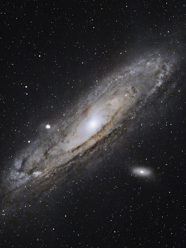 Photograph by NAGUMO SHUTO