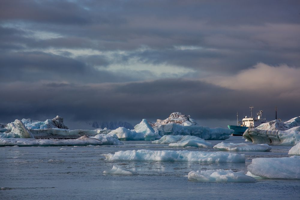 Photograph by Vladimir Melnik