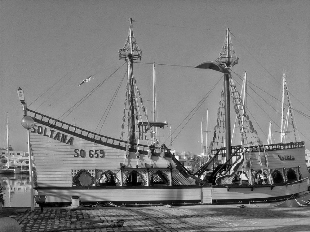 Photograph by Azzeddine Memmou