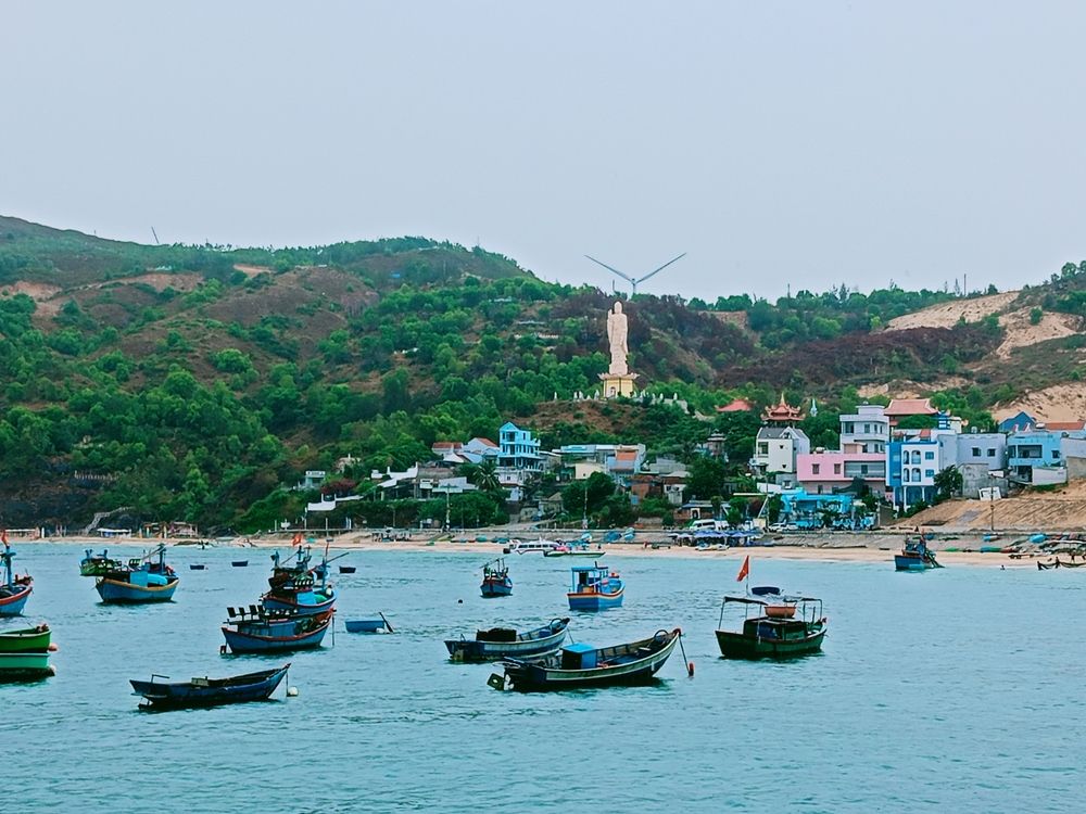 Photograph by Tân Trần Thanh