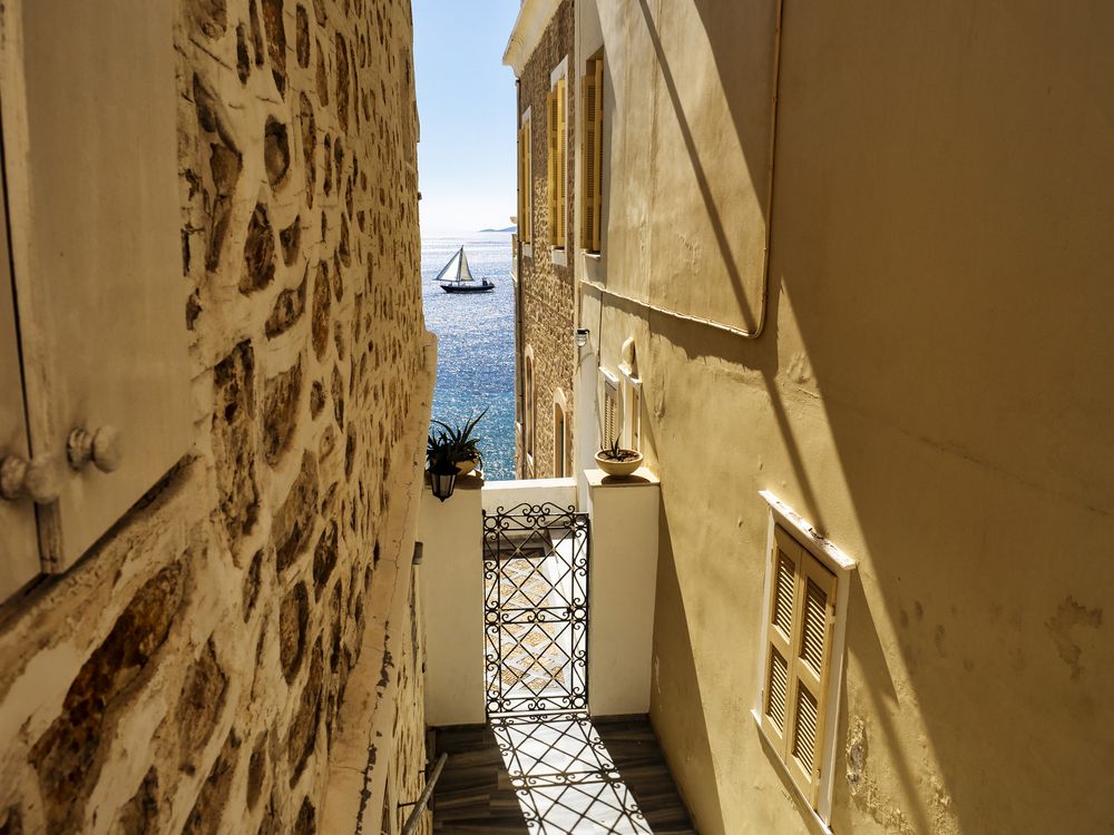 Photograph by Semion Ribinik