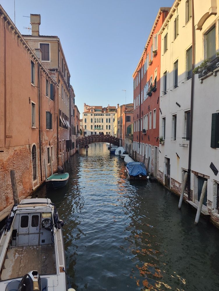 Фотография автора Александр Воробьев